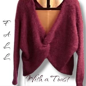Derek Heart twist sweater reversible L